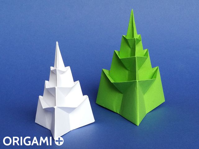 3D Christmas Tree with 1 piece of paper - step 1