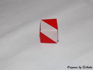 Austria Origami Flag Box by Annette Bussmann