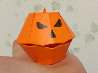 Japanese Origami Halloween Pumpkin Box