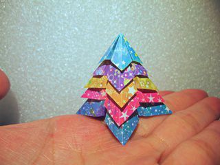 A Very Tiny Origami Christmas Tree